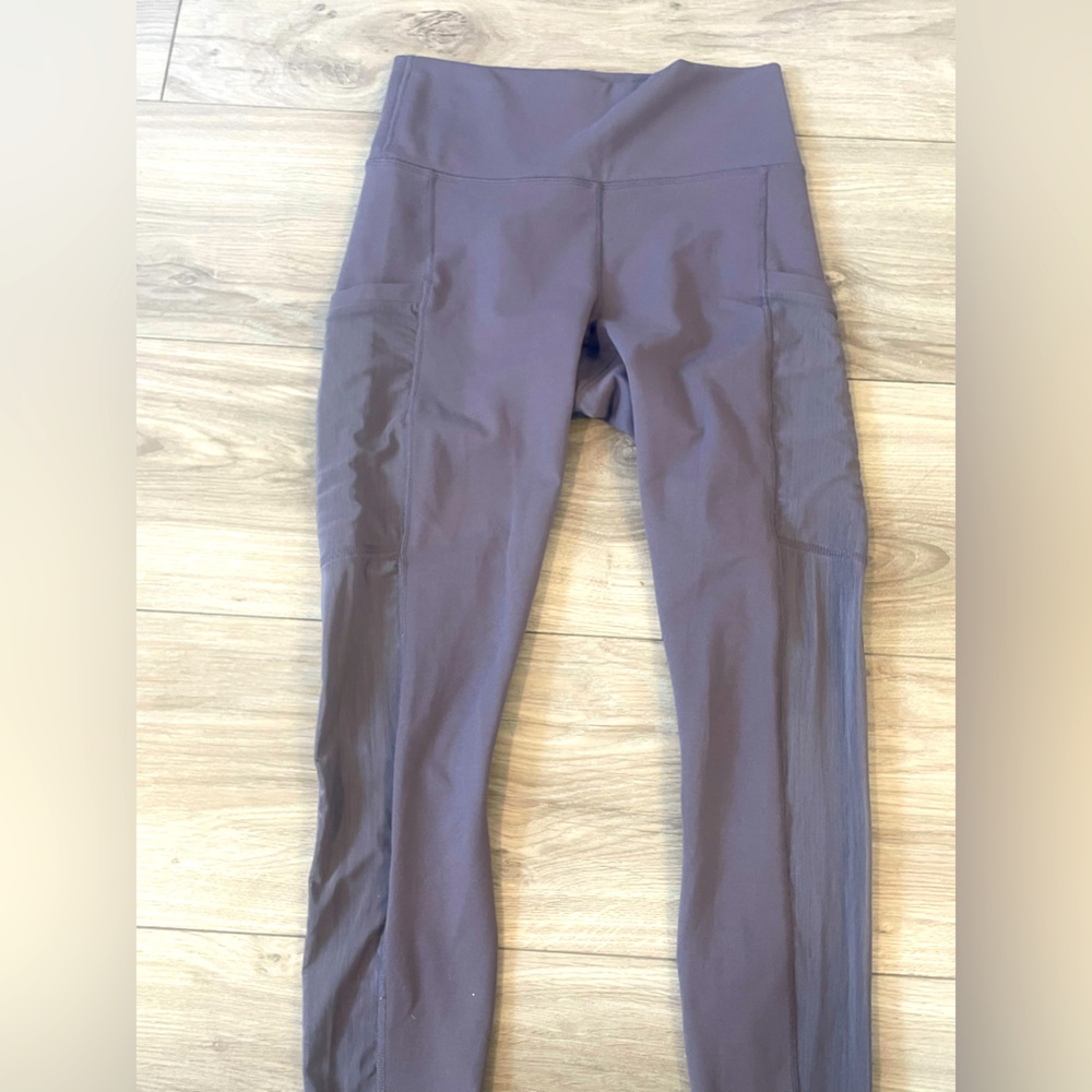 Fabletics Powerhold Leggings Stash Pockets Mesh Side Panels X-SMALL